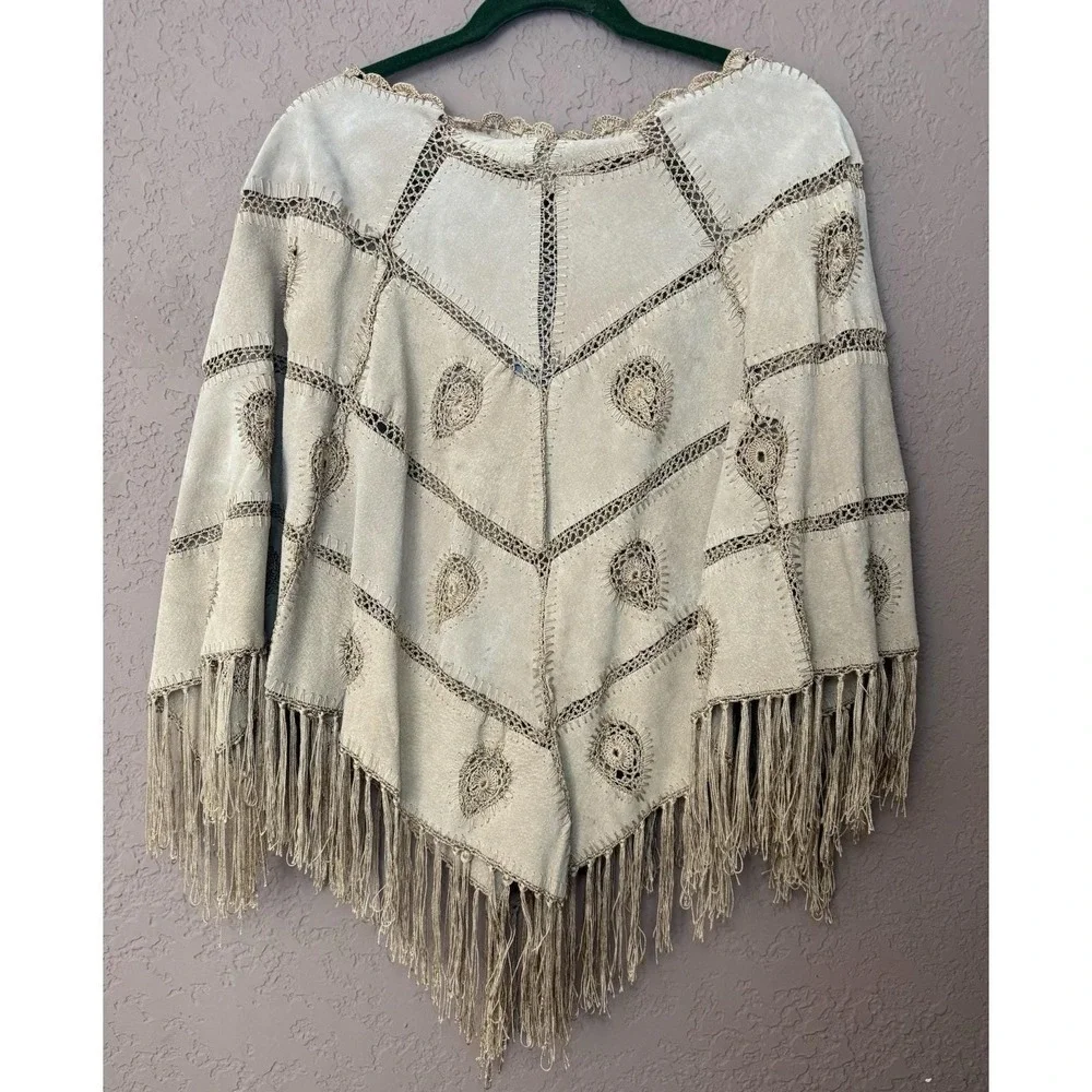 VTG 90s Newport News Women NWT‎ Suede Leather Poncho Cape Jacket Crochet Fringe - Picture 4 of 14